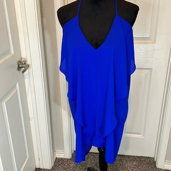 a'gaci Dresses & Skirts - A’Gaci dress!, check out the back 🔥